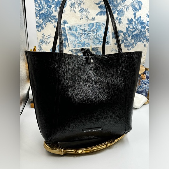 🆕 ARMANI EXCHANGE 🧿 NWOT Large Reversible Tote Bag, Black & Patent Black - Picture 7 of 11